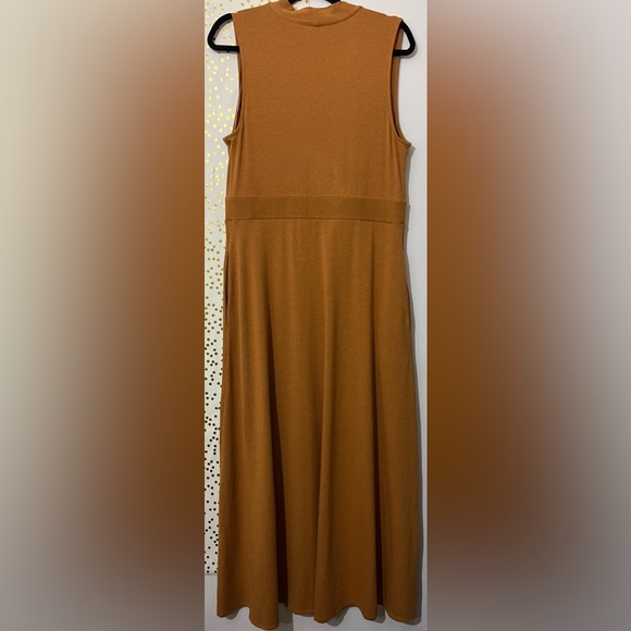 Soft Surroundings Honey Yellow Athena V-Neck Maxi Dress w Pockets size Medium - Picture 2 of 11